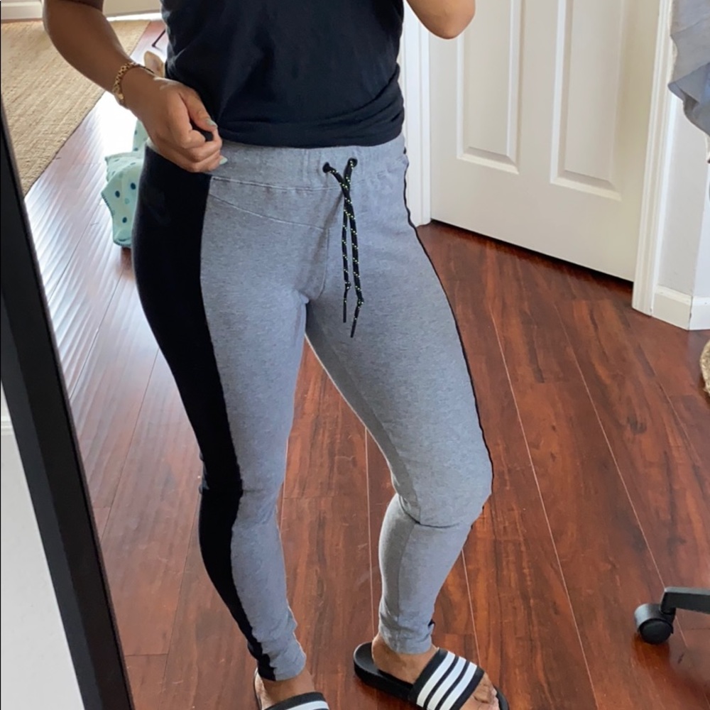 Nike Gray Leggings/Sweats